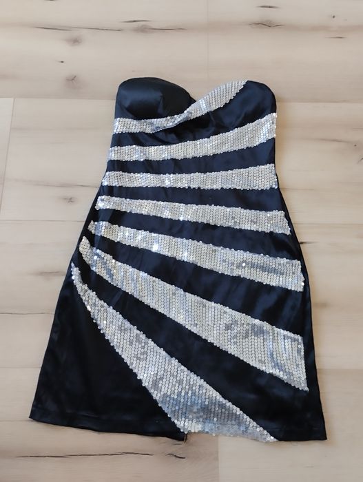 Sukienka błyszcząca