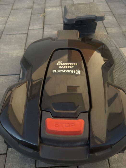 Husqvarna Automower 306 – robot koszący – stan idealny – 3 lata