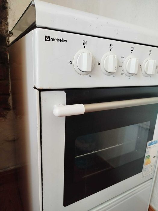 Fogão Meireles a Gás com Forno