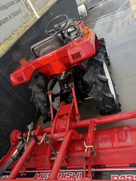 Trator MITSUBISHI Mt16  com tracão