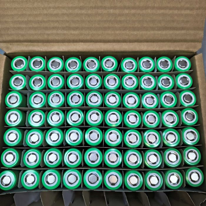 18650 аккумулятор высокотоковый Samsung INR18650-25R 2500mah/20A/12mO