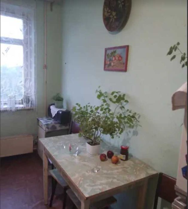 Продається 3-кімнатна квартира, вул. Шафарика, 6 (Погулянка)