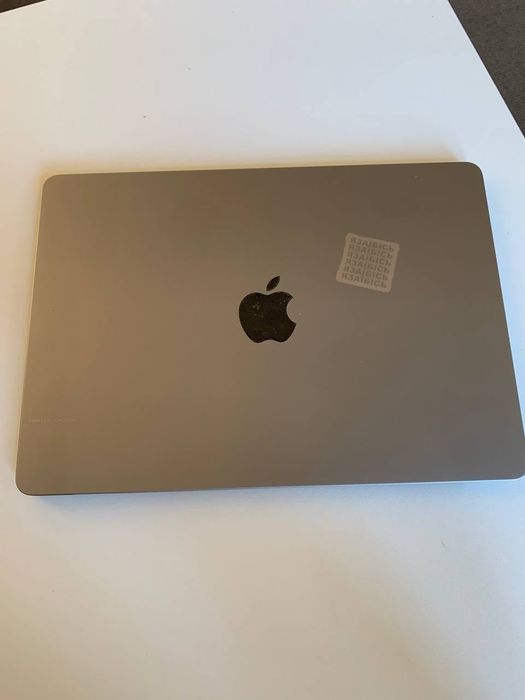 Ноутбук APPLE MACBOOK AIR 13″ 2022 Space Gray M2 8 RAM / 256 SSD