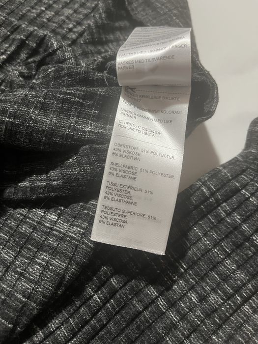 Bluzka even&odd wycięte ramiona odkryte długi rękaw golf prążek