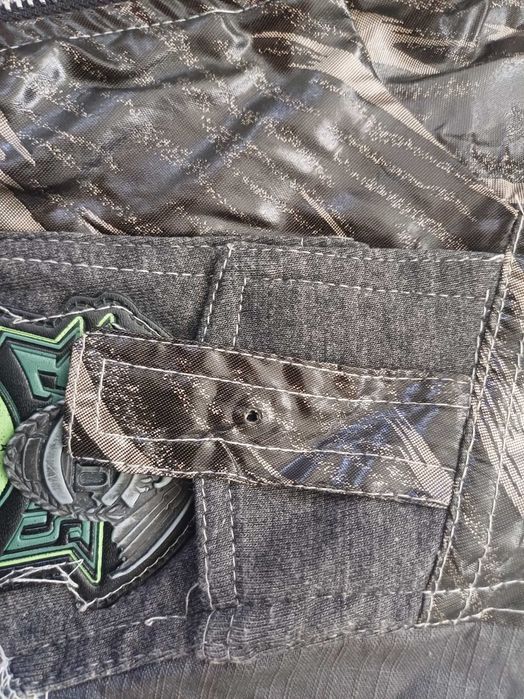 Куртка  осінь/ весна, нова.