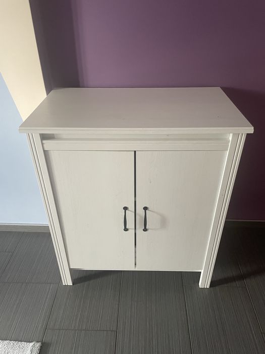 Szafka z serii ikea Brusali