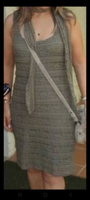 Vestido justo verde (caqui), com echarp igual - S - Promod