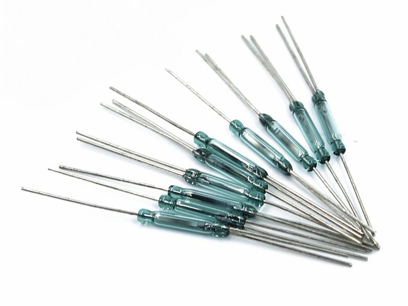 Геркон язычковый 3 контактный 2,5х14мм