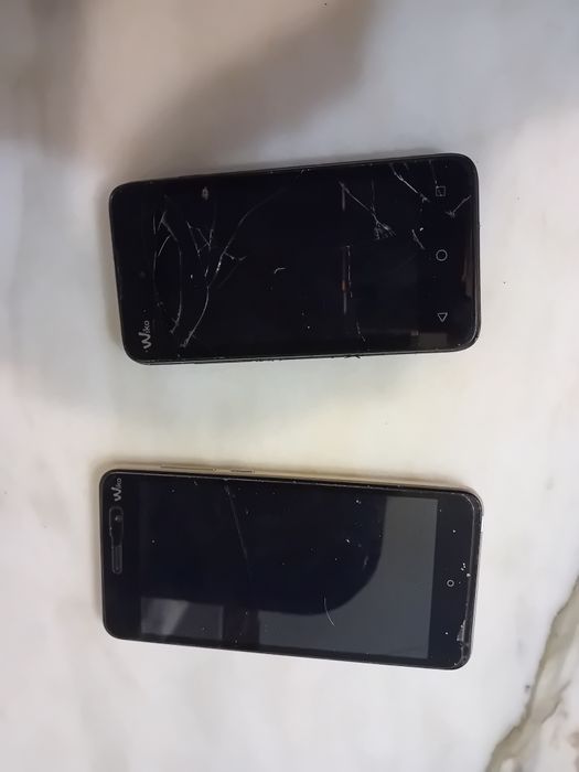 Conjunto de 2 Smartphones Wiko
