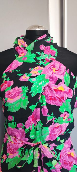 Sukienka w kwiaty Coast