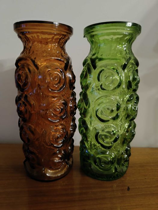 Wazony szklane huta Laura. Róże.