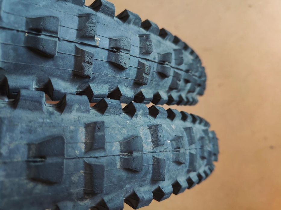 Sun Ringle MTX/S-Type/ Novatec / Maxxis Minion 2,40