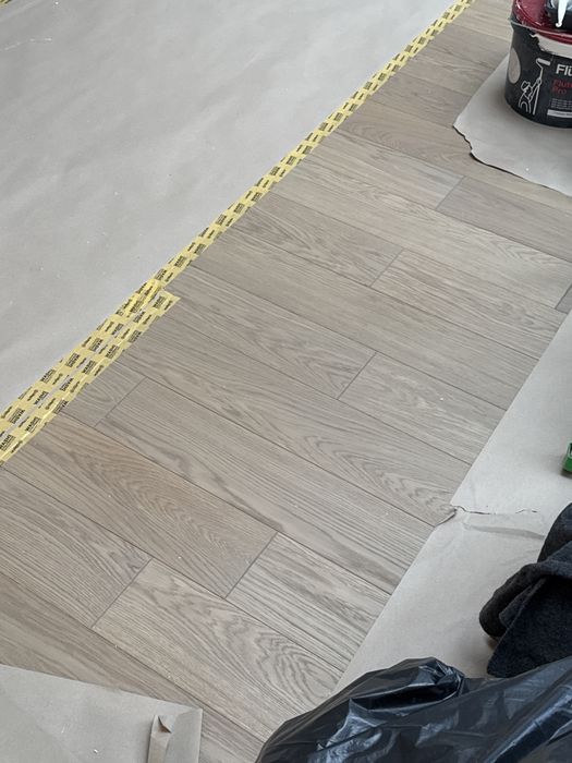 Spzrwdam deske olejowaną ok. 8 m2