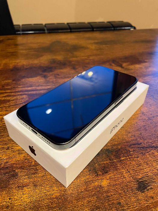 iphone 15 pro 89% jak nowy