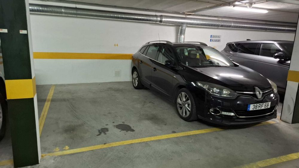 Lugar de Garagem Estrela