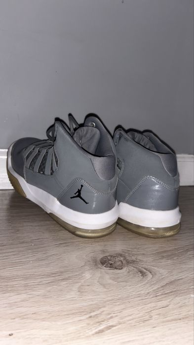 TANIO | Jordan Max Aura