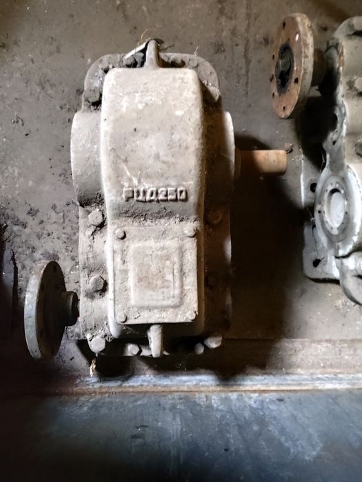 Продам редуктор РЦД 250 16 для дровокола