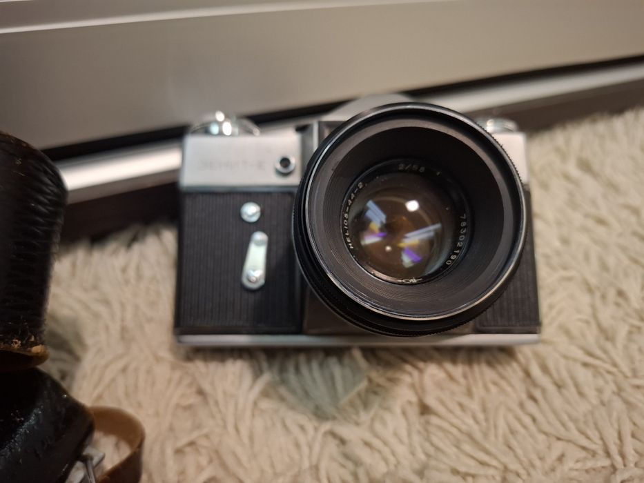 Фотоапарат Зенит Е