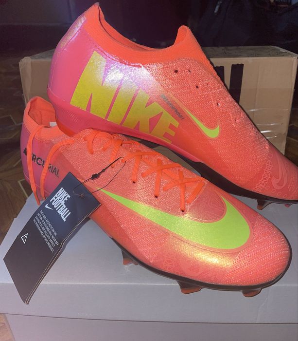 Nike Zoom Mercurial Vapor 16 Elite FG з ексклюзивної колекції Cosmic Speed