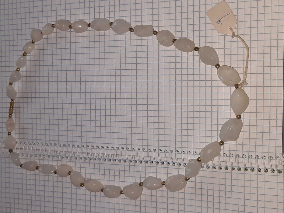 Продам бусы камень из СССР