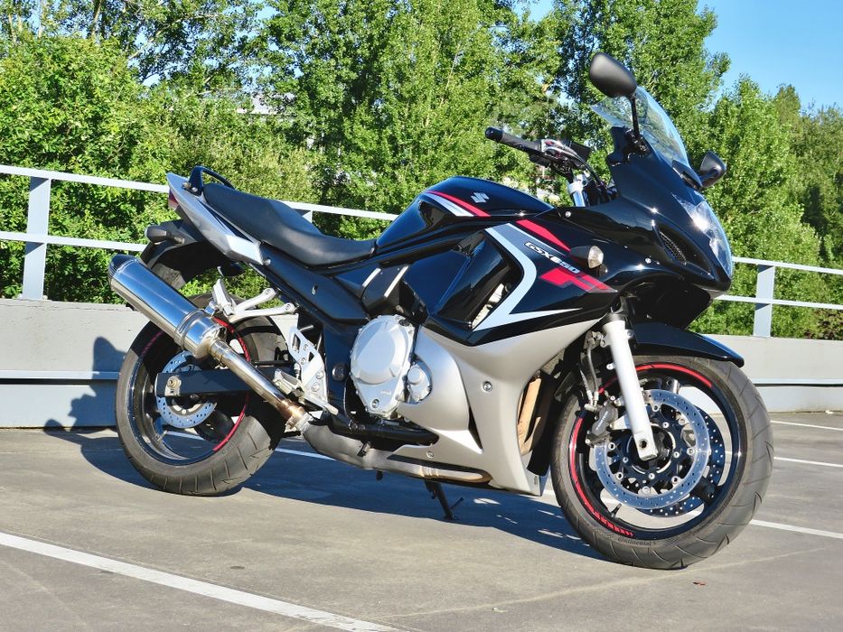 Suzuki GSX650F 2008 | 33.000 km | Revisão completa | Mala Givi | 2 chaves