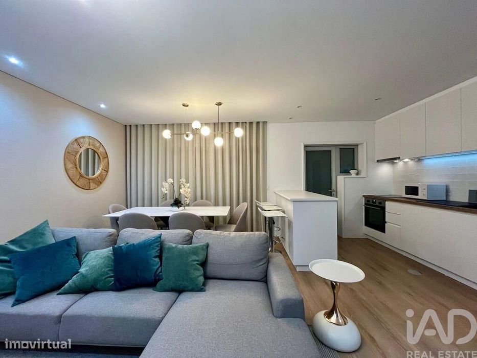 Apartamento T2 em Ramalde de 71 m2