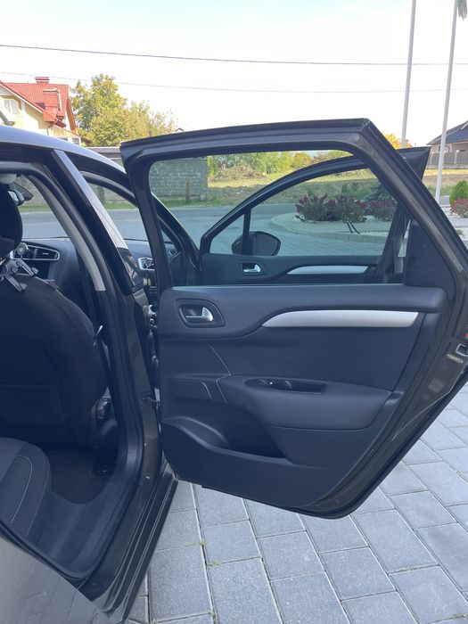 Citroen c4 2012 рік