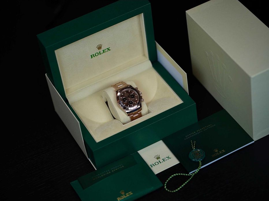 Rolex Daytona 40mm Chocolate Dial Rose Gold Oyster Bracelet
