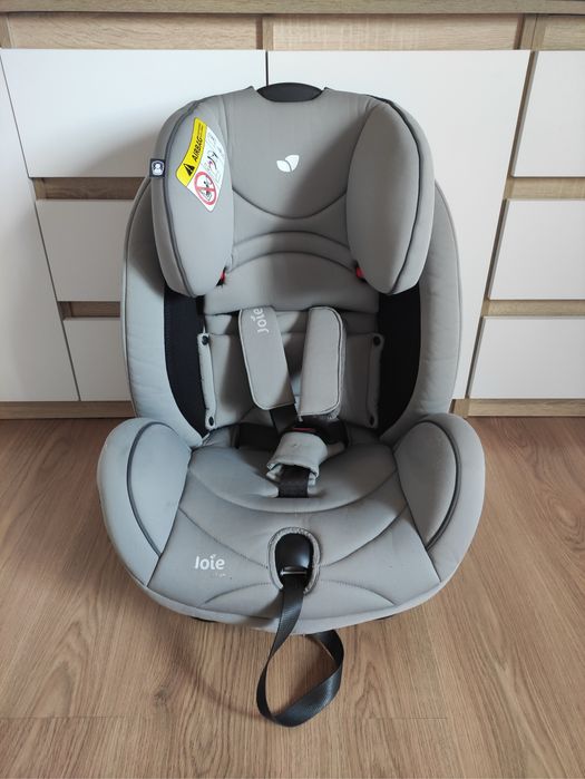 Fotelik samochodowy Joie Stages 0-25kg rwf na pasy