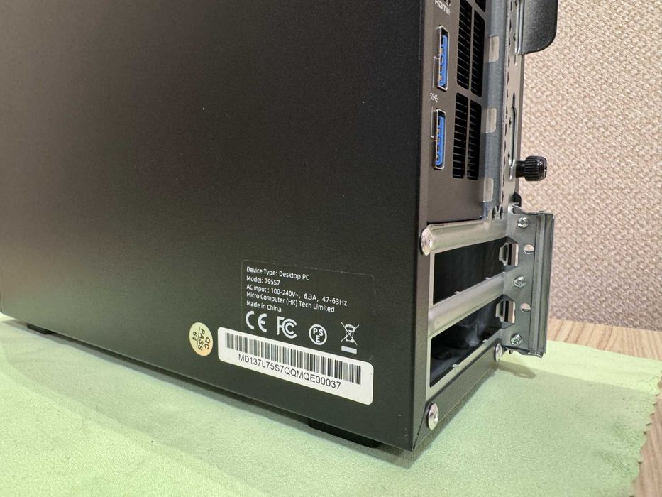 MINISFORUM 795S7 Ryzen 9 7945HX 64GB DDR5 1TB 990 Pro