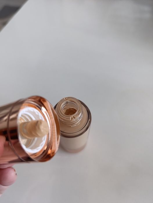 Podkład Topface Perfect Coverage Foundation nr 003