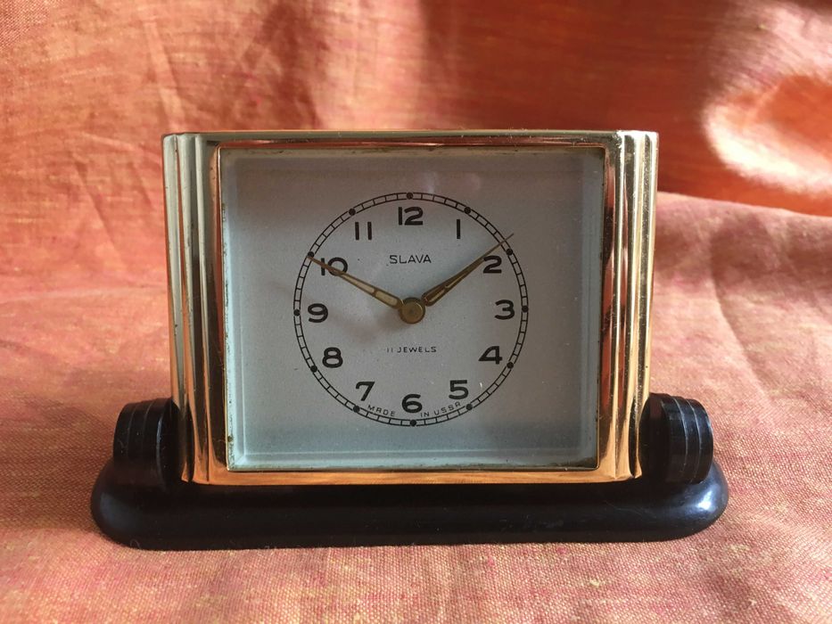 Годинник настільний "Slava"