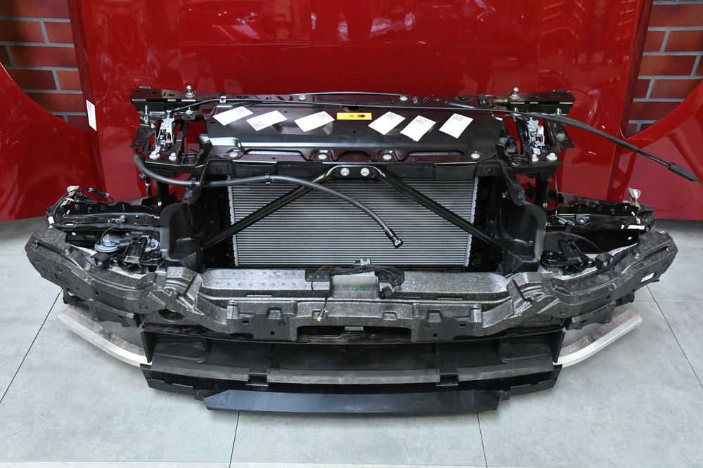 BMW 5 i5 G60 G61 M5 G90 Телевізор передня панель