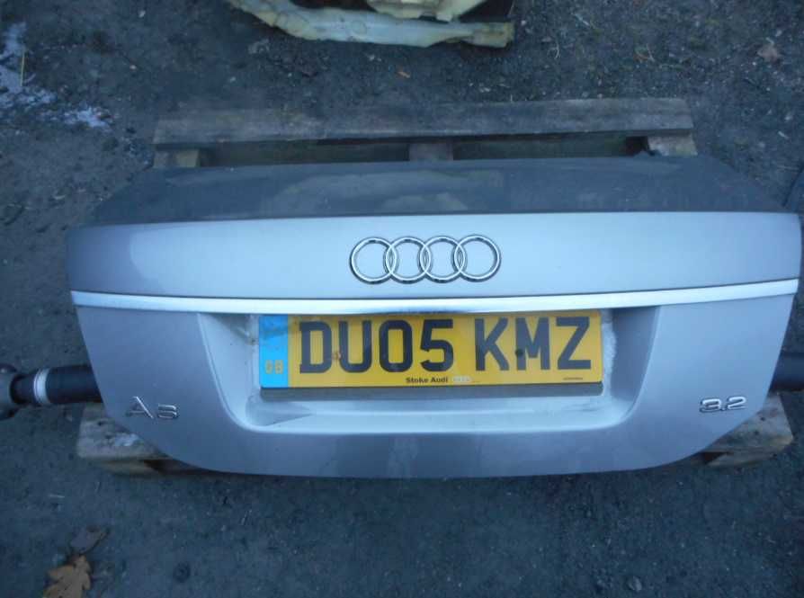 Klapa tył tylna AUDI A6 C6 sedan LY7Q