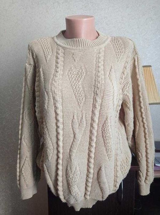 Бежевый свитер.косы. р.М