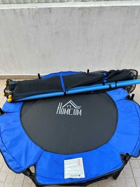 Trampolim criança