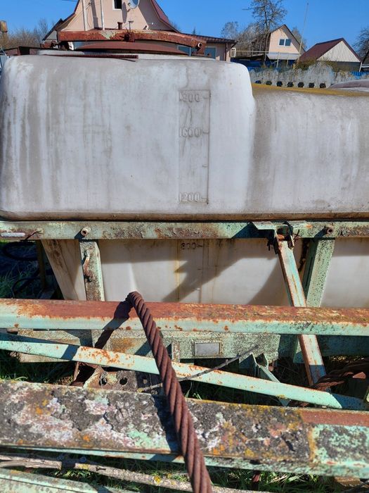 Оприскувач 18м на 2т