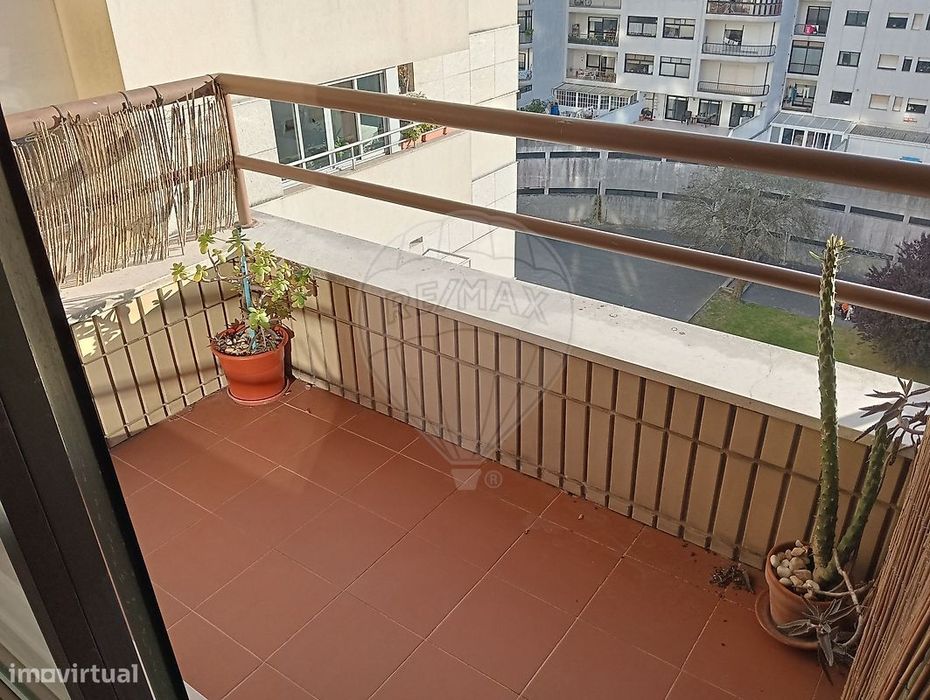 Apartamento T1 para arrendamento