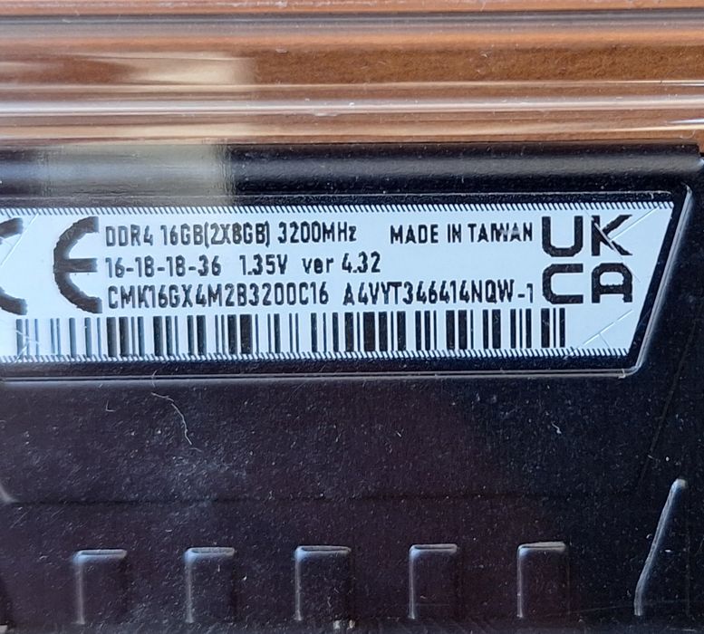 Memoria DD4 gama Vengeance 2x 8GB nota a memória e (nova) apenas testa