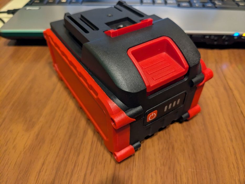 Акумулятор для єлектроінструмента 18v 10Ah LXT  (посадка Makita)