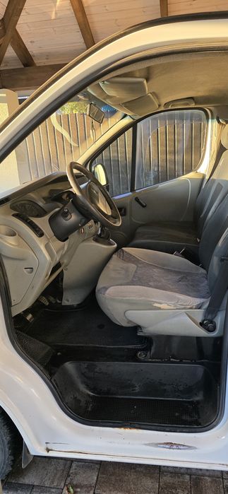 Renault trafic  груз-пасс