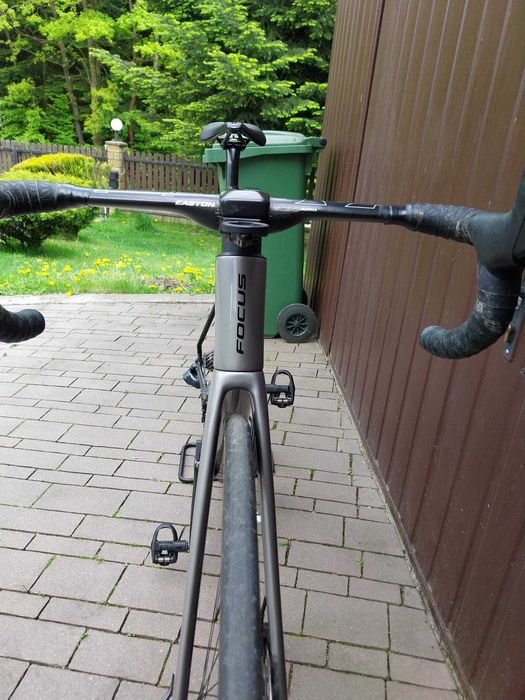 Rower szosowy Focus Izalco Max 9.7 | SRAM Force AXS | DT Swiss ERC 1400