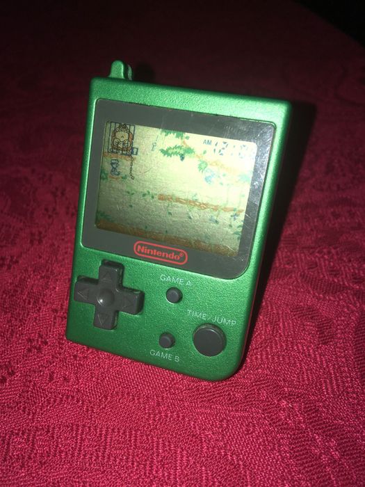 2 Mini Gameboy - 1 Donkey kong Júnior e 1 Soccer