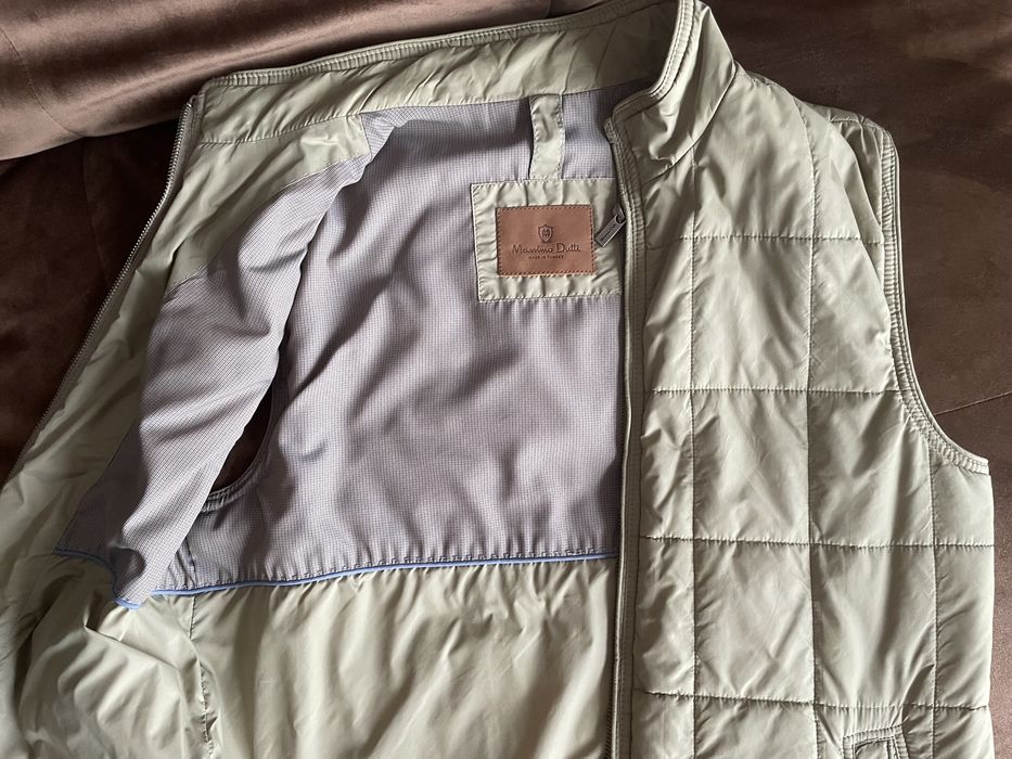 Жилет оливковий Massimo Dutti S/38розмір