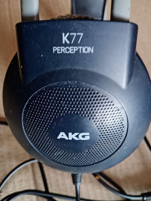 Наушники проводные