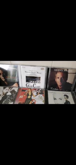 25 CD`S.  Em ótimo estado