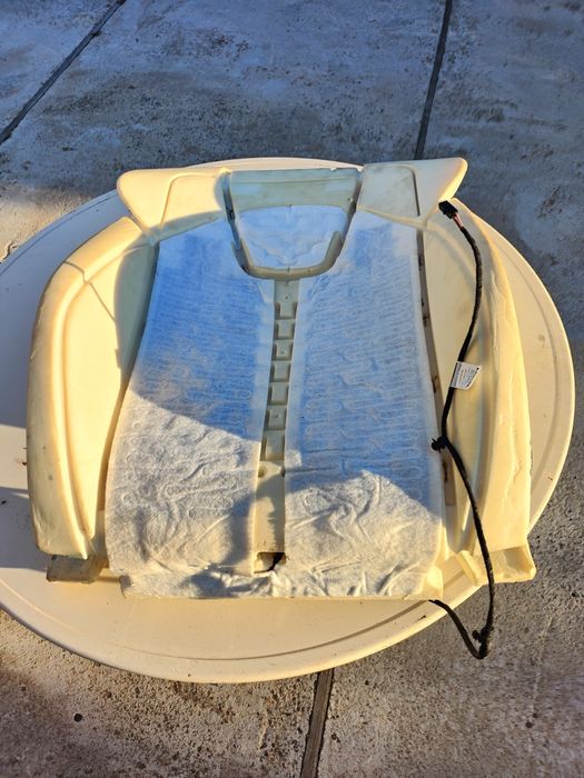 Сидение левое шкода  октавия А8