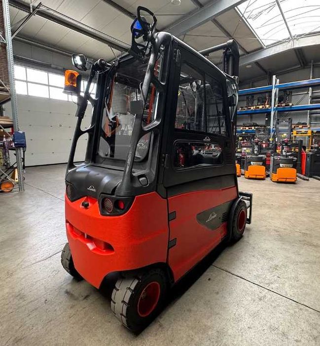 Empilhador Elétrico LINDE 3T