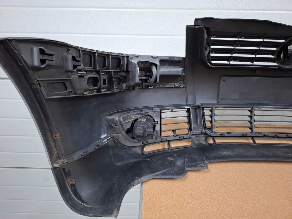 Zderzak przód przedni VW Passat B5 FL spryski LA7W srebrny