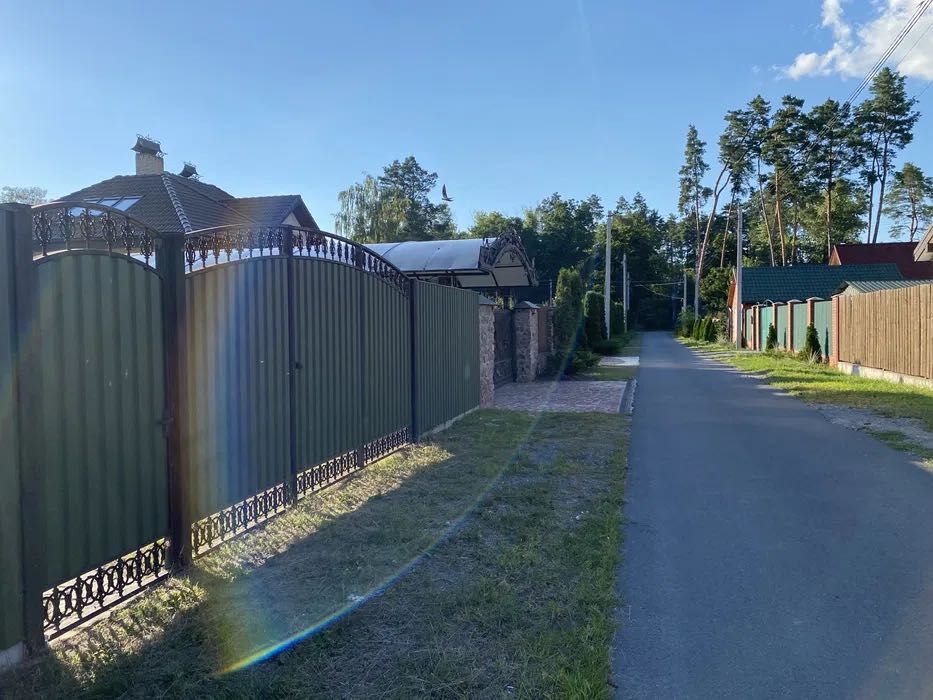 Продам ділянку в селі Пірнове (центр)